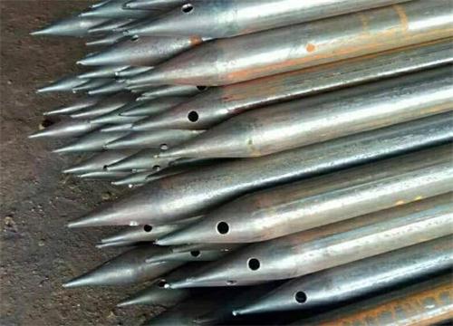 泸西隧道钢花管现货